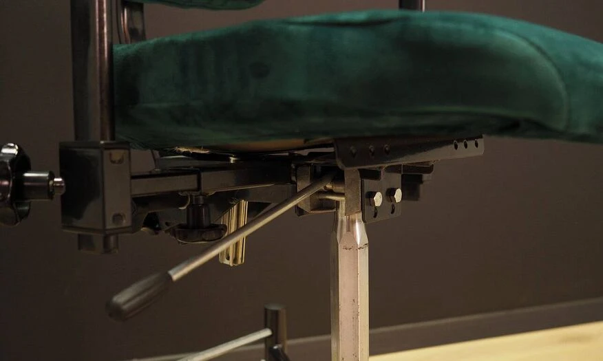 Green Office Armchair, Danish Design, 1970s, Production: Denmark - Image 18