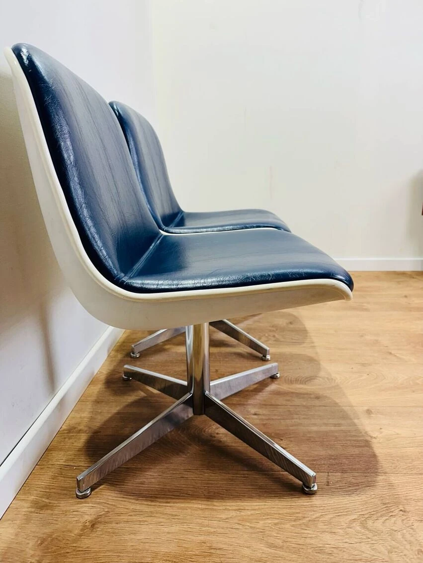 2 Strafor Chairs - Image 7