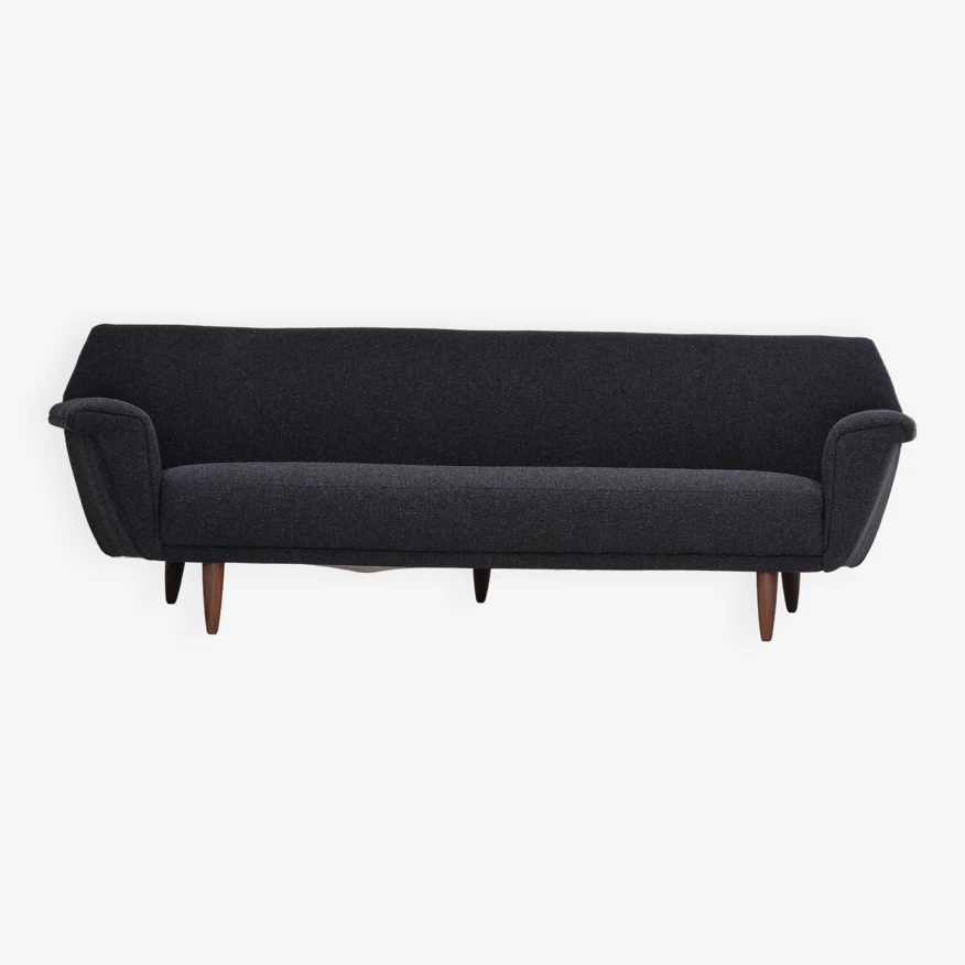 1960s, Danish Design By Georg Thams For Vejen Polstermøbelfabrik, Reupholstered 3 Seater Sofa. - Image 7
