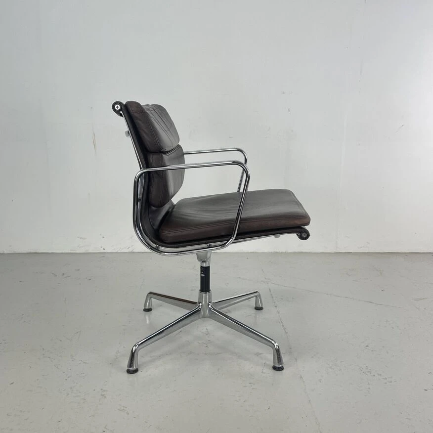 Eames Brown Leather EA 208 Soft Pad Group Chair Made By Vitra For Herman Miller - Image 5