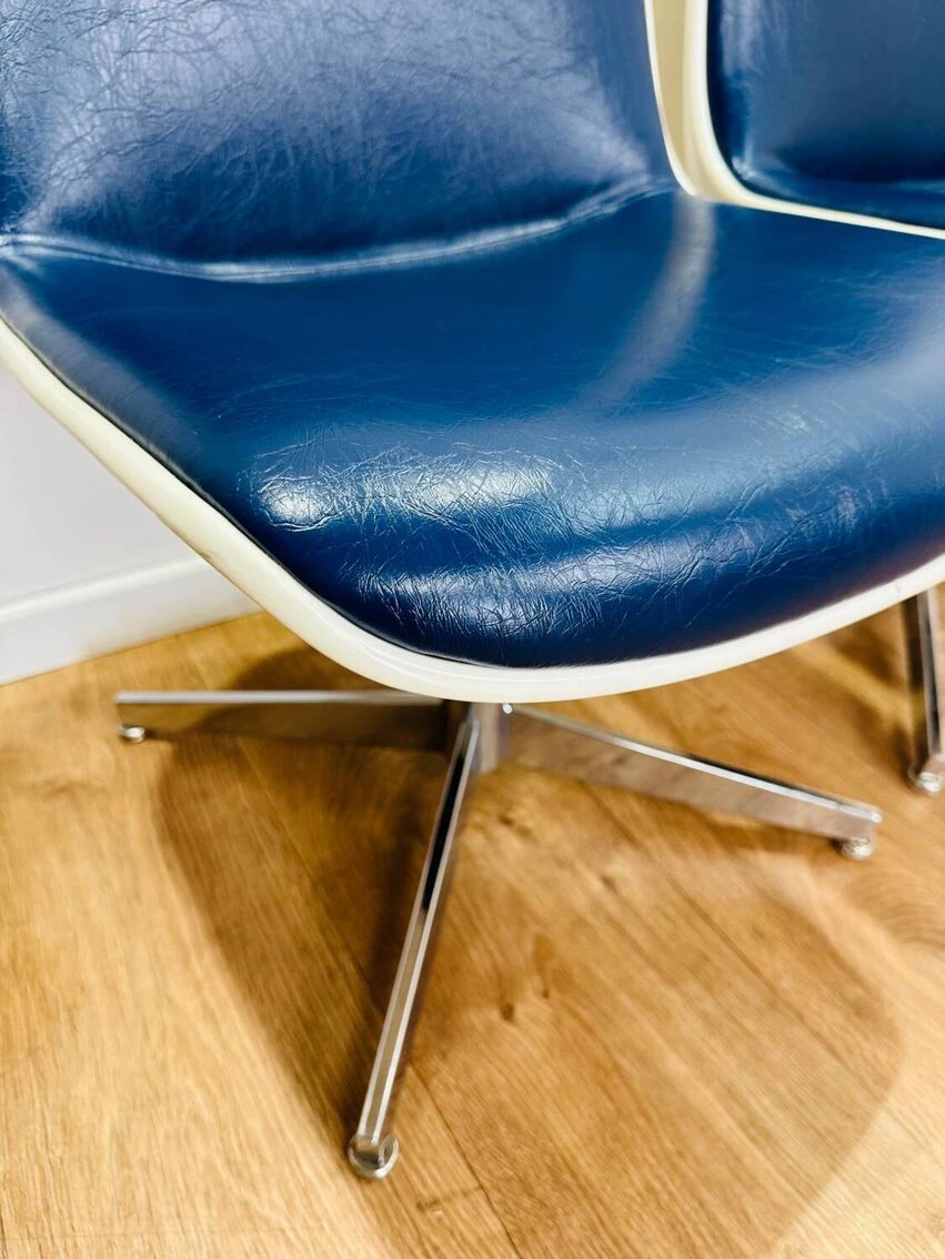 2 Strafor Chairs - Image 16