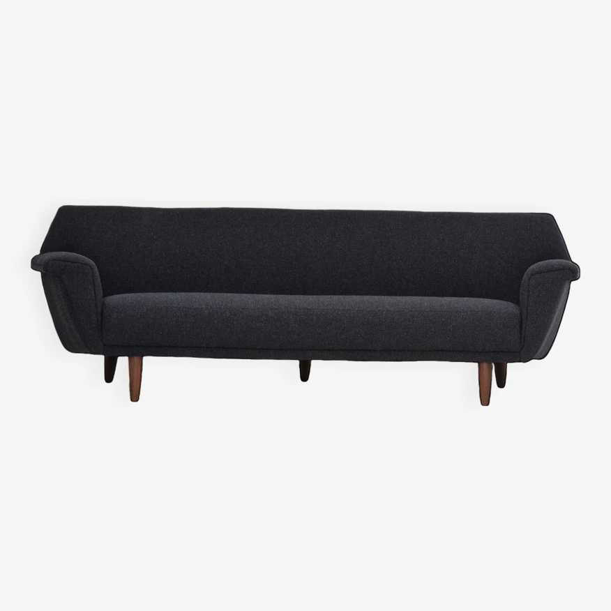 1960s, Danish Design By Georg Thams For Vejen Polstermøbelfabrik, Reupholstered 3 Seater Sofa. - Image 6