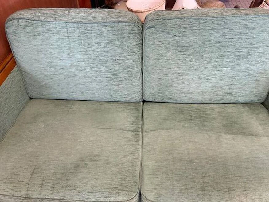 2-seater Sofa In Wood And Green Velvet - Image 2