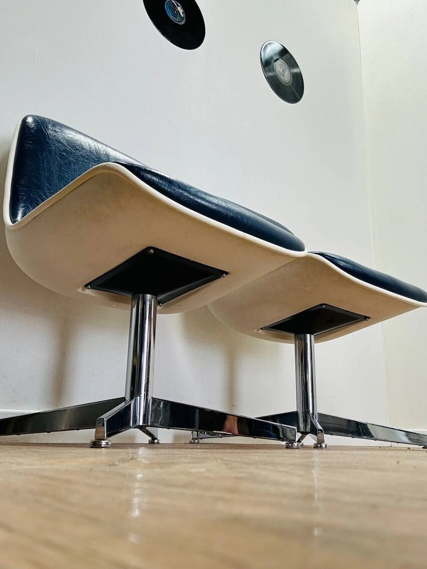 2 Strafor Chairs - Image 6