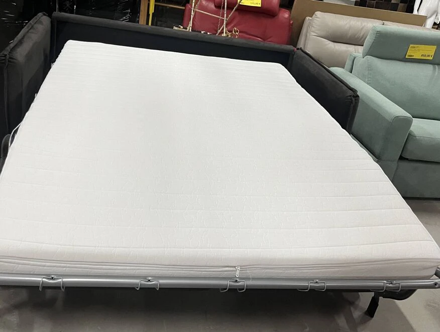 3-seater Convertible Sofa For Daily Sleeping In Velvet. - Image 5