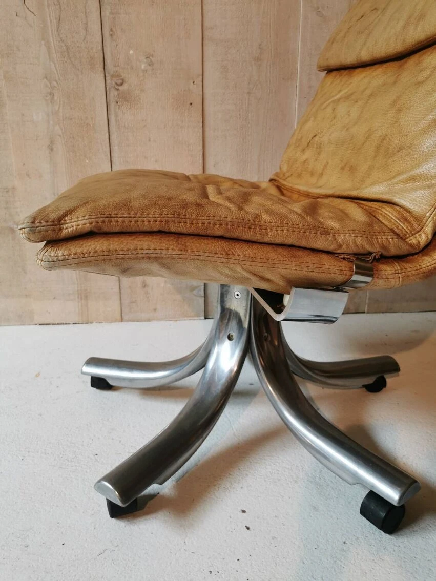 Swivel Leather Armchair - Image 19