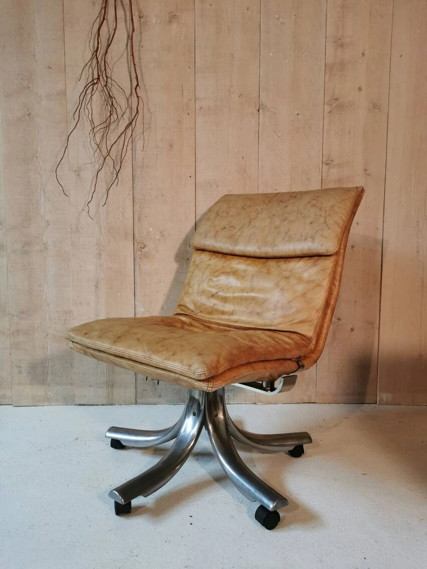 Swivel Leather Armchair - Image 10