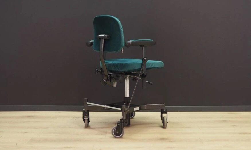 Green Office Armchair, Danish Design, 1970s, Production: Denmark - Image 13